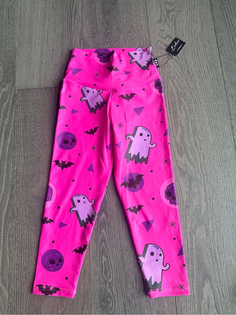 Exotica Here For Boos Performance High Waisted Capri Leggings Size Small